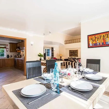 Villa Joy Olhos de Agua (Albufeira)